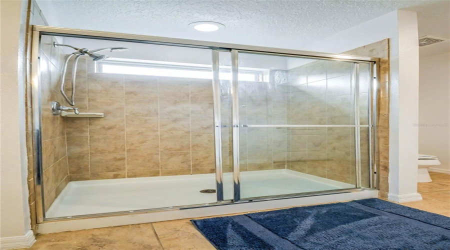 KISSIMMEE, Florida 34747, 5 Bedrooms Bedrooms, ,4 BathroomsBathrooms,Residential,For Sale,MUMBAI,0,MFRO6349238