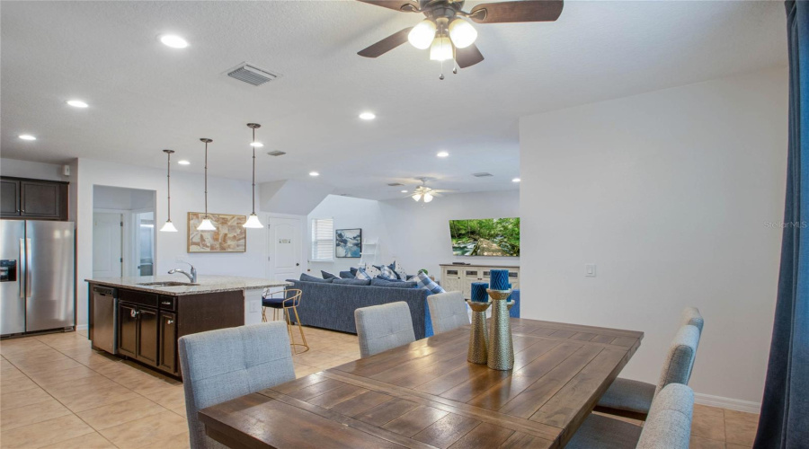 KISSIMMEE, Florida 34747, 5 Bedrooms Bedrooms, ,4 BathroomsBathrooms,Residential,For Sale,MUMBAI,0,MFRO6349238
