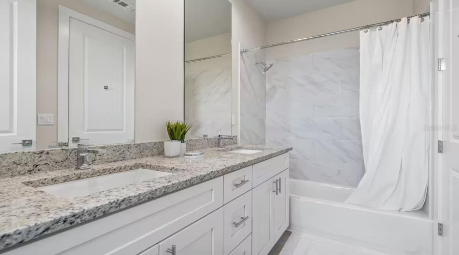 KISSIMMEE, Florida 34747, 3 Bedrooms Bedrooms, ,3 BathroomsBathrooms,Residential,For Sale,SUNFLOWER,0,MFRO6349108