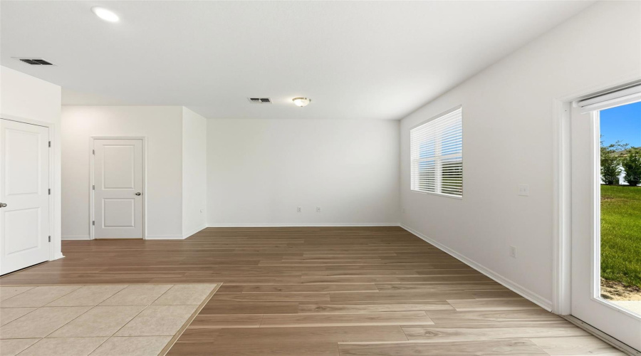 DAVENPORT, Florida 33837, 3 Bedrooms Bedrooms, ,2 BathroomsBathrooms,Residential,For Sale,APPLETON,0,MFRO6348648