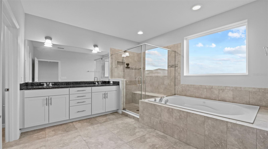 DAVENPORT, Florida 33897, 4 Bedrooms Bedrooms, ,2 BathroomsBathrooms,Residential,For Sale,FELCE,0,MFRS5135806