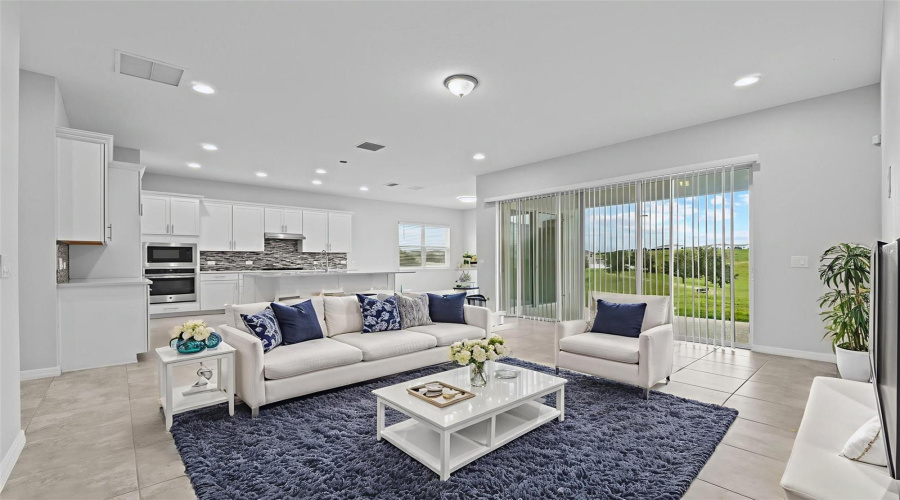 DAVENPORT, Florida 33897, 4 Bedrooms Bedrooms, ,2 BathroomsBathrooms,Residential,For Sale,FELCE,0,MFRS5135806