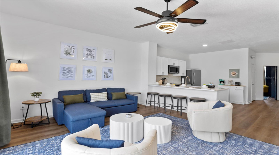 KISSIMMEE, Florida 34747, 3 Bedrooms Bedrooms, ,3 BathroomsBathrooms,Residential,For Sale,SILVER PALM,0,MFRO6250059