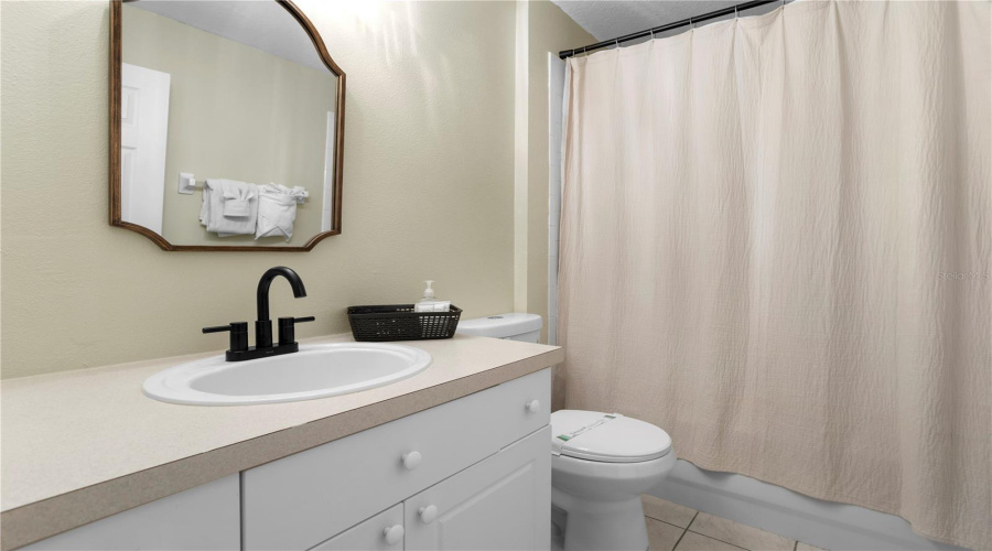 KISSIMMEE, Florida 34747, 3 Bedrooms Bedrooms, ,3 BathroomsBathrooms,Residential,For Sale,SILVER PALM,0,MFRO6250059