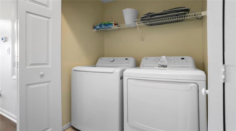 KISSIMMEE, Florida 34747, 3 Bedrooms Bedrooms, ,3 BathroomsBathrooms,Residential,For Sale,SILVER PALM,0,MFRO6250059
