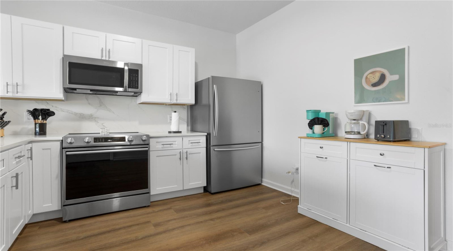 KISSIMMEE, Florida 34747, 3 Bedrooms Bedrooms, ,3 BathroomsBathrooms,Residential,For Sale,SILVER PALM,0,MFRO6250059