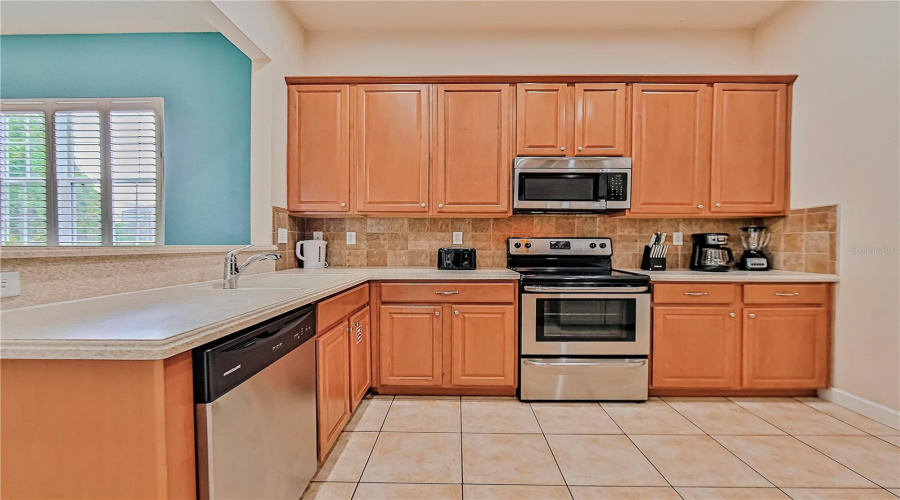 REUNION, Florida 34747, 5 Bedrooms Bedrooms, ,4 BathroomsBathrooms,Residential,For Sale,LINKSIDE,0,MFRO6349105