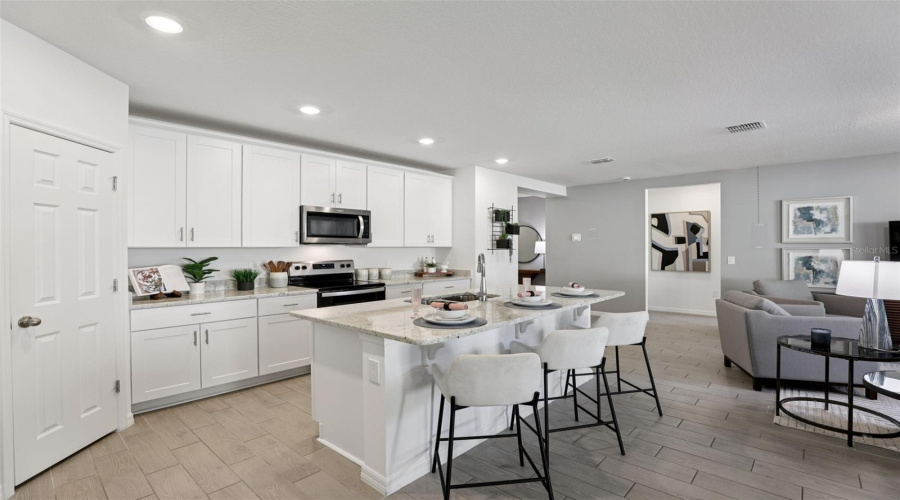 DAVENPORT, Florida 33837, 4 Bedrooms Bedrooms, ,2 BathroomsBathrooms,Residential,For Sale,WHITE TAIL STREET,0,MFRO6348797