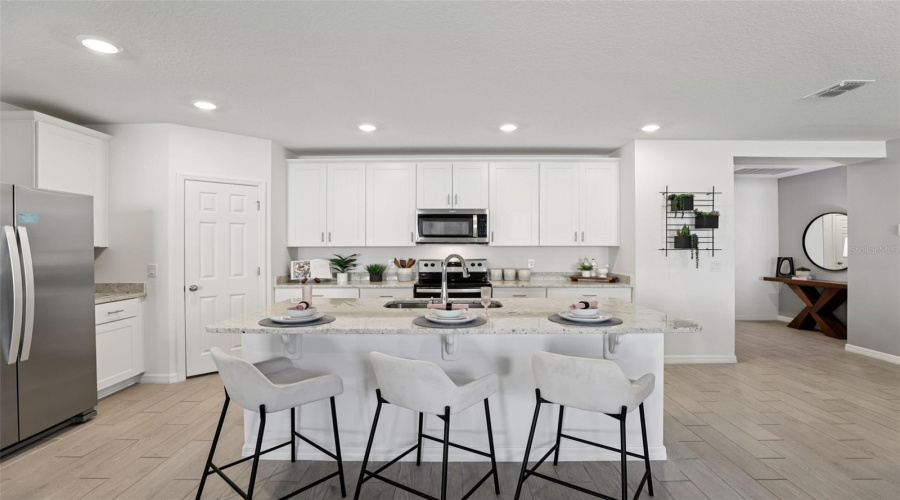 DAVENPORT, Florida 33837, 4 Bedrooms Bedrooms, ,2 BathroomsBathrooms,Residential,For Sale,WHITE TAIL STREET,0,MFRO6348797