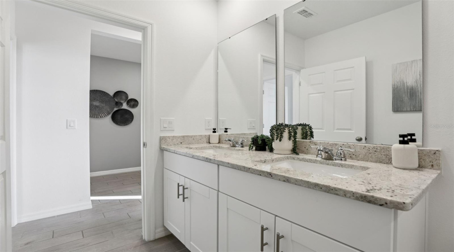 DAVENPORT, Florida 33837, 4 Bedrooms Bedrooms, ,2 BathroomsBathrooms,Residential,For Sale,WHITE TAIL STREET,0,MFRO6348797