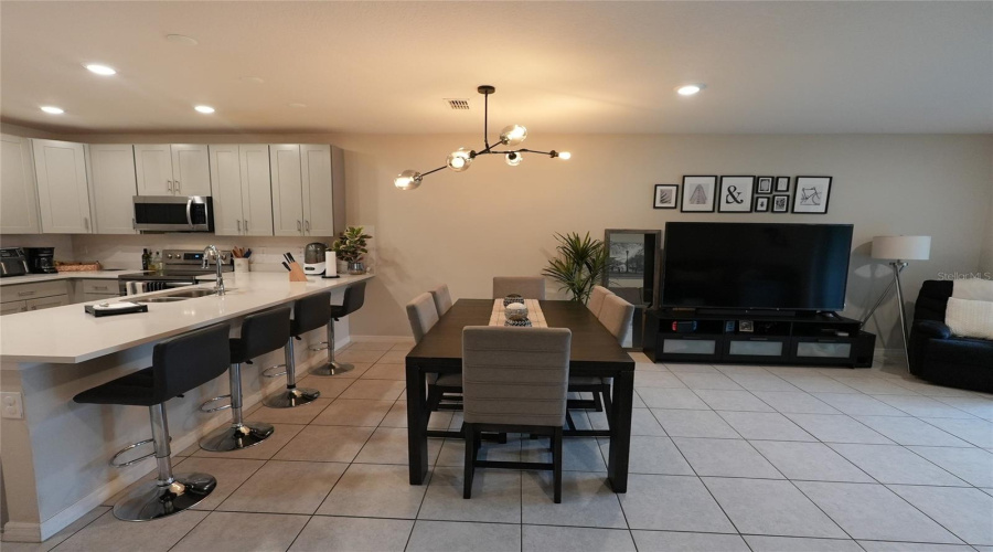 KISSIMMEE, Florida 34746, 3 Bedrooms Bedrooms, ,2 BathroomsBathrooms,Residential,For Sale,CORAL CASTLE,0,MFRO6349355