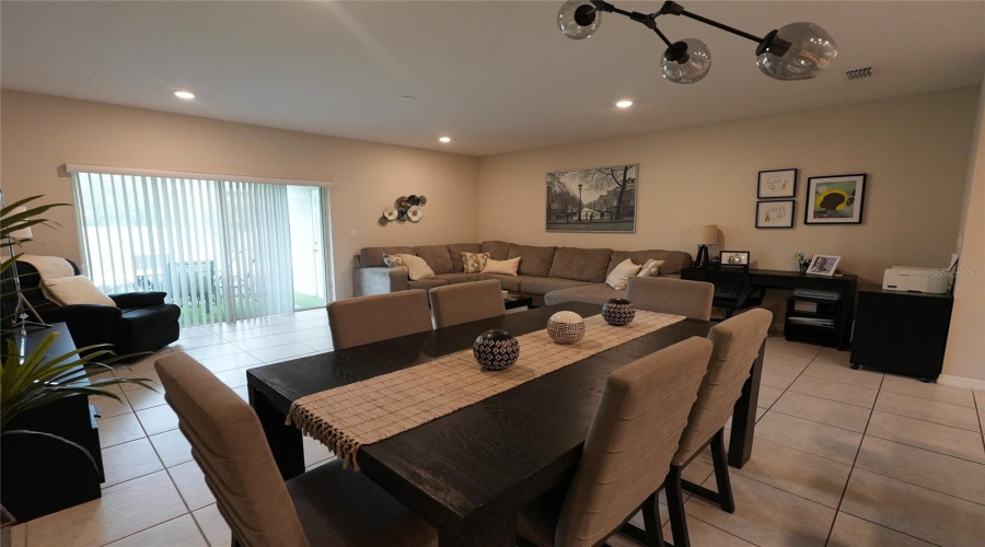KISSIMMEE, Florida 34746, 3 Bedrooms Bedrooms, ,2 BathroomsBathrooms,Residential,For Sale,CORAL CASTLE,0,MFRO6349355