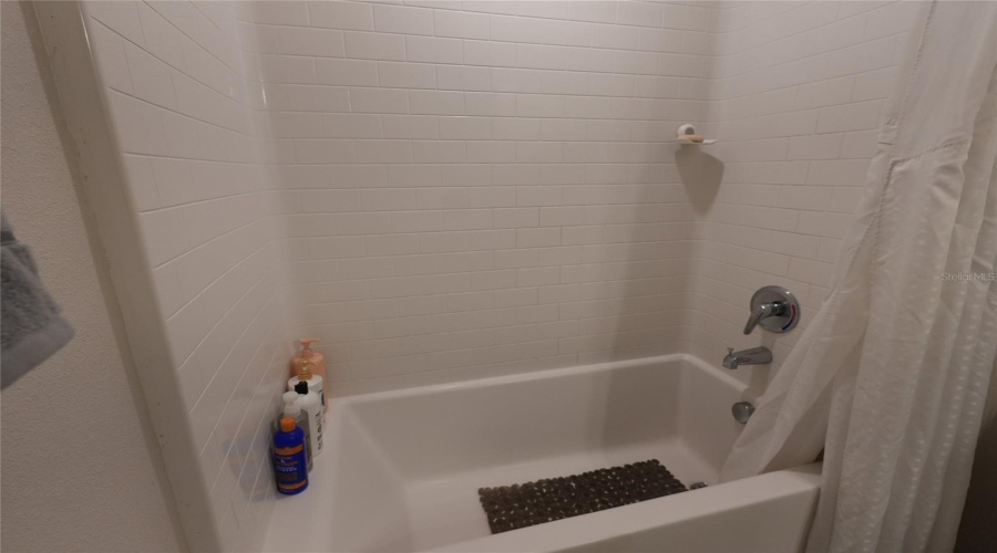KISSIMMEE, Florida 34746, 3 Bedrooms Bedrooms, ,2 BathroomsBathrooms,Residential,For Sale,CORAL CASTLE,0,MFRO6349355