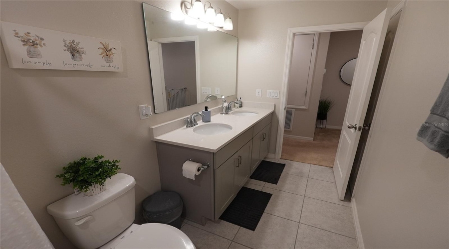 KISSIMMEE, Florida 34746, 3 Bedrooms Bedrooms, ,2 BathroomsBathrooms,Residential,For Sale,CORAL CASTLE,0,MFRO6349355