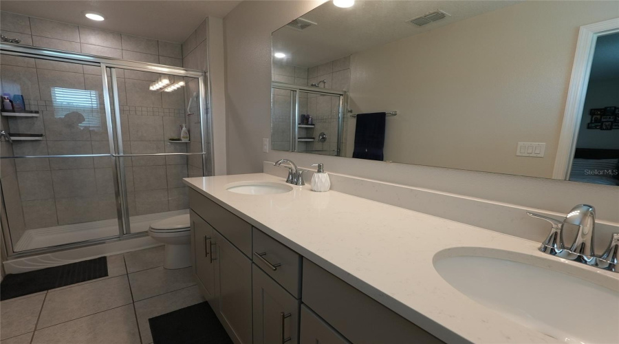 KISSIMMEE, Florida 34746, 3 Bedrooms Bedrooms, ,2 BathroomsBathrooms,Residential,For Sale,CORAL CASTLE,0,MFRO6349355