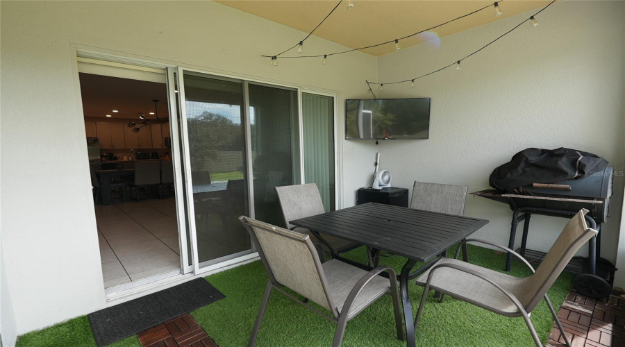 KISSIMMEE, Florida 34746, 3 Bedrooms Bedrooms, ,2 BathroomsBathrooms,Residential,For Sale,CORAL CASTLE,0,MFRO6349355