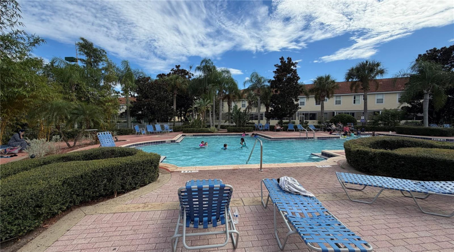 KISSIMMEE, Florida 34746, 3 Bedrooms Bedrooms, ,2 BathroomsBathrooms,Residential,For Sale,CORAL CASTLE,0,MFRO6349355
