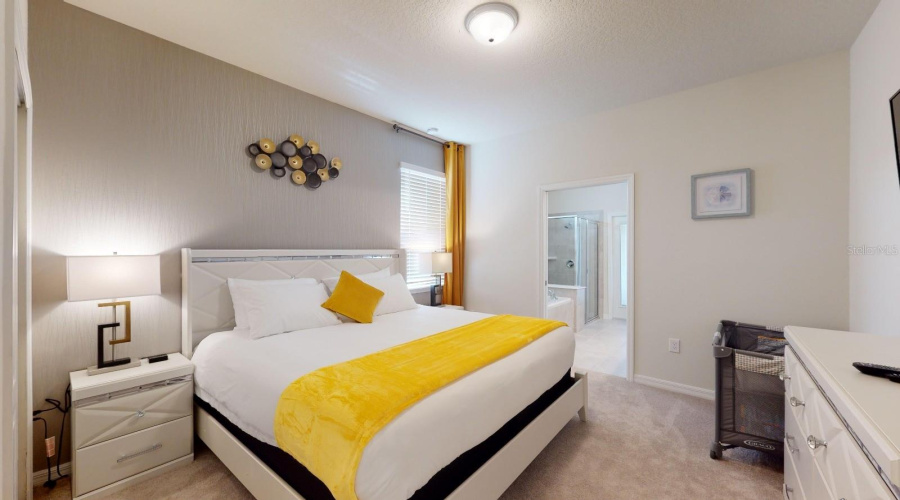 KISSIMMEE, Florida 34747, 7 Bedrooms Bedrooms, ,5 BathroomsBathrooms,Residential,For Sale,TANGER,0,MFRO6347903