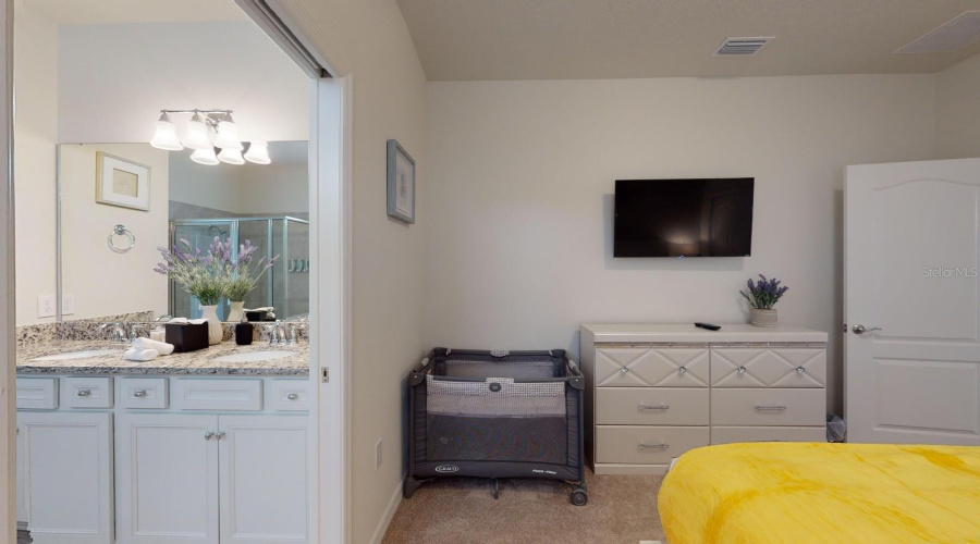 KISSIMMEE, Florida 34747, 7 Bedrooms Bedrooms, ,5 BathroomsBathrooms,Residential,For Sale,TANGER,0,MFRO6347903
