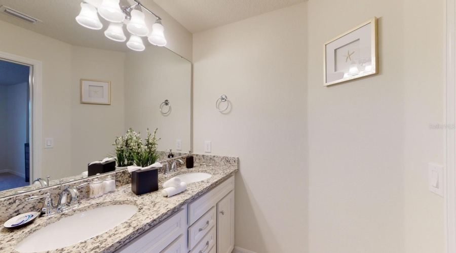 KISSIMMEE, Florida 34747, 7 Bedrooms Bedrooms, ,5 BathroomsBathrooms,Residential,For Sale,TANGER,0,MFRO6347903