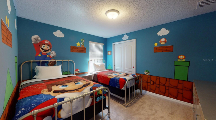 KISSIMMEE, Florida 34747, 7 Bedrooms Bedrooms, ,5 BathroomsBathrooms,Residential,For Sale,TANGER,0,MFRO6347903
