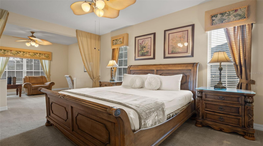 KISSIMMEE, Florida 34747, 5 Bedrooms Bedrooms, ,4 BathroomsBathrooms,Residential,For Sale,SEA PEARL,0,MFRTB8430408