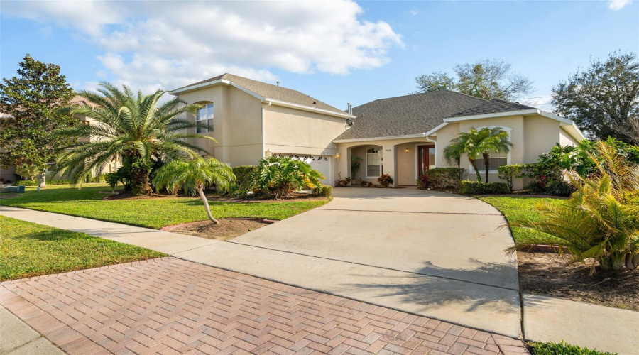 KISSIMMEE, Florida 34747, 5 Bedrooms Bedrooms, ,4 BathroomsBathrooms,Residential,For Sale,SEA PEARL,0,MFRTB8430408