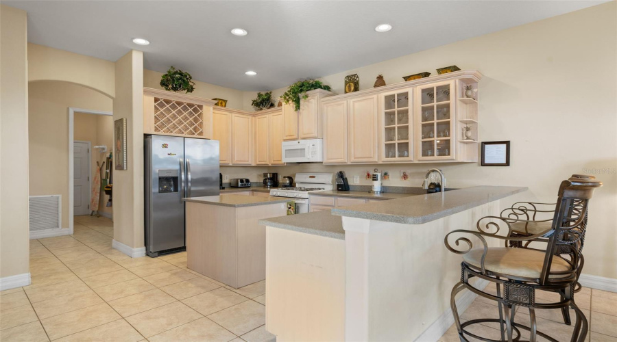 KISSIMMEE, Florida 34747, 5 Bedrooms Bedrooms, ,4 BathroomsBathrooms,Residential,For Sale,SEA PEARL,0,MFRTB8430408