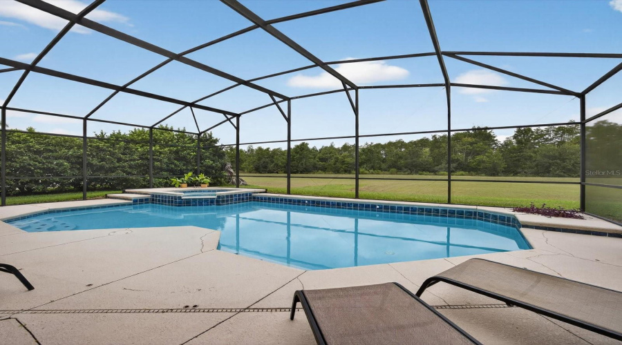 Screened Pool and Spa, no rear neighbors