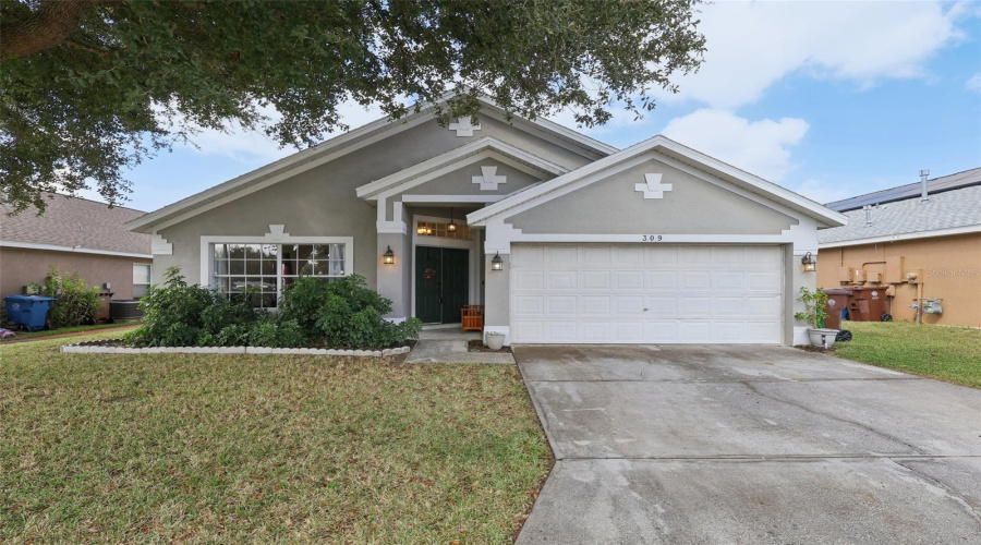 DAVENPORT, Florida 33837, 4 Bedrooms Bedrooms, ,2 BathroomsBathrooms,Residential,For Sale,JESSAMINE,0,MFRTB8432421