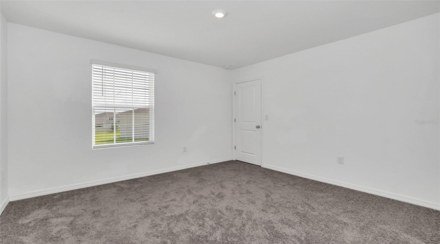 DAVENPORT, Florida 33897, 5 Bedrooms Bedrooms, ,3 BathroomsBathrooms,Residential,For Sale,TUSCANY LN,0,MFRO6349432