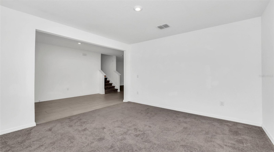 DAVENPORT, Florida 33897, 5 Bedrooms Bedrooms, ,3 BathroomsBathrooms,Residential,For Sale,TUSCANY LN,0,MFRO6349432