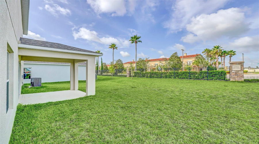 DAVENPORT, Florida 33897, 5 Bedrooms Bedrooms, ,3 BathroomsBathrooms,Residential,For Sale,TUSCANY LN,0,MFRO6349432