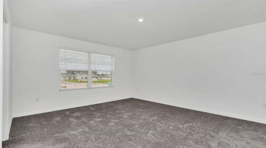 DAVENPORT, Florida 33897, 5 Bedrooms Bedrooms, ,3 BathroomsBathrooms,Residential,For Sale,TUSCANY LN,0,MFRO6349432