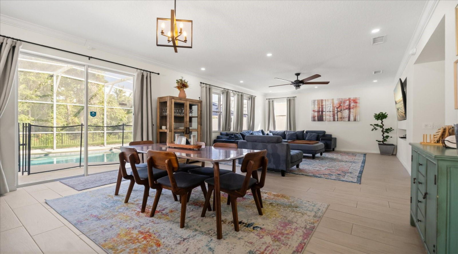 DAVENPORT, Florida 33896, 5 Bedrooms Bedrooms, ,4 BathroomsBathrooms,Residential,For Sale,FOREST VIEW,0,MFRO6349460