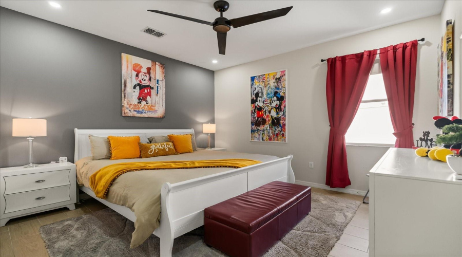 DAVENPORT, Florida 33896, 5 Bedrooms Bedrooms, ,4 BathroomsBathrooms,Residential,For Sale,FOREST VIEW,0,MFRO6349460