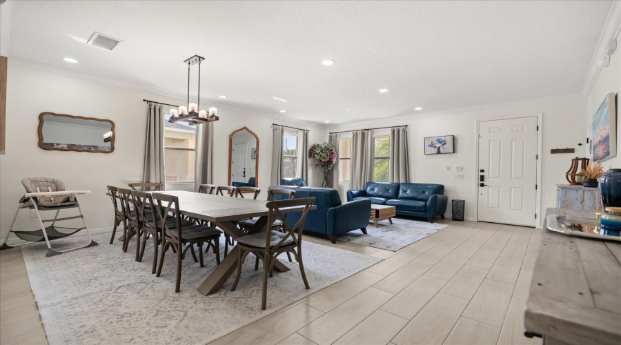 DAVENPORT, Florida 33896, 5 Bedrooms Bedrooms, ,4 BathroomsBathrooms,Residential,For Sale,FOREST VIEW,0,MFRO6349460