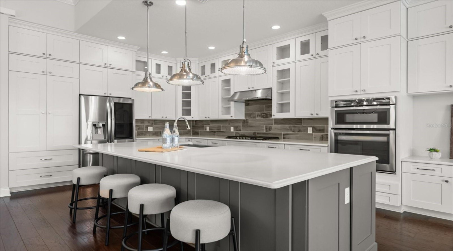 ORLANDO, Florida 32836, 4 Bedrooms Bedrooms, ,4 BathroomsBathrooms,Residential,For Sale,ROYAL CYPRESS,0,MFRO6345056