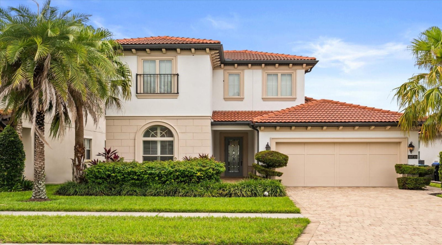 ORLANDO, Florida 32836, 4 Bedrooms Bedrooms, ,4 BathroomsBathrooms,Residential,For Sale,ROYAL CYPRESS,0,MFRO6345056