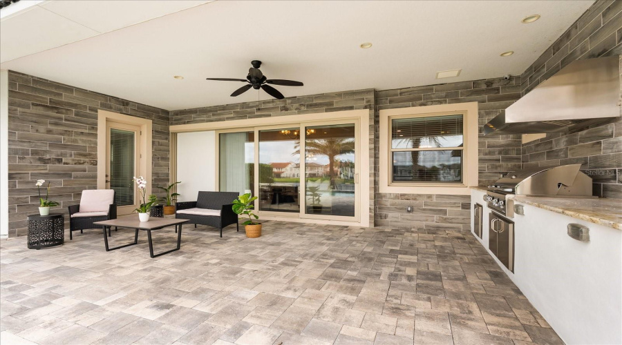ORLANDO, Florida 32836, 4 Bedrooms Bedrooms, ,4 BathroomsBathrooms,Residential,For Sale,ROYAL CYPRESS,0,MFRO6345056