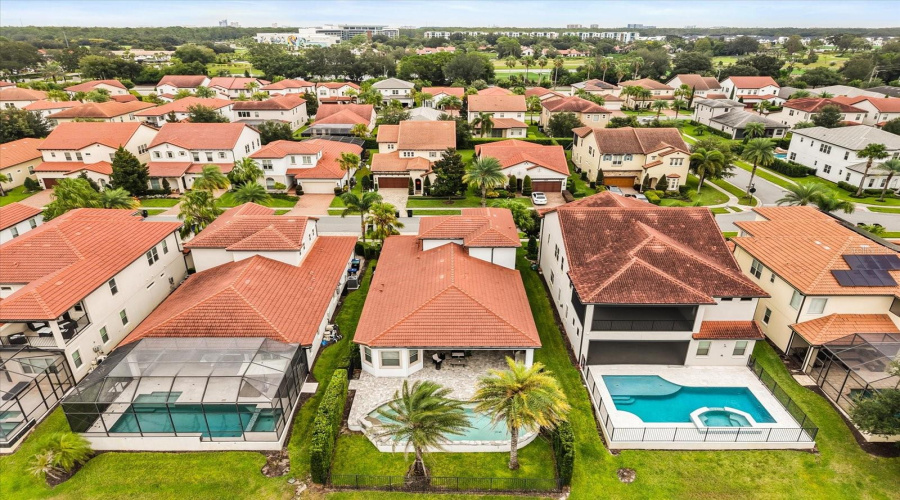 ORLANDO, Florida 32836, 4 Bedrooms Bedrooms, ,4 BathroomsBathrooms,Residential,For Sale,ROYAL CYPRESS,0,MFRO6345056