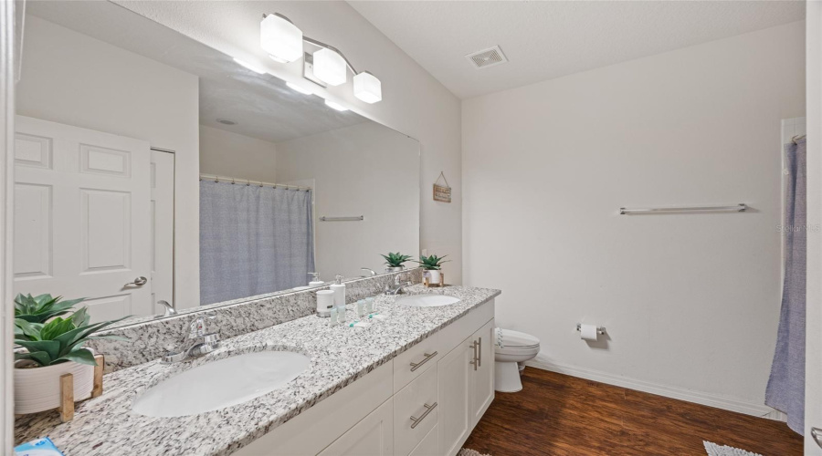 KISSIMMEE, Florida 34747, 3 Bedrooms Bedrooms, ,2 BathroomsBathrooms,Residential,For Sale,SHINE,0,MFRTB8419203