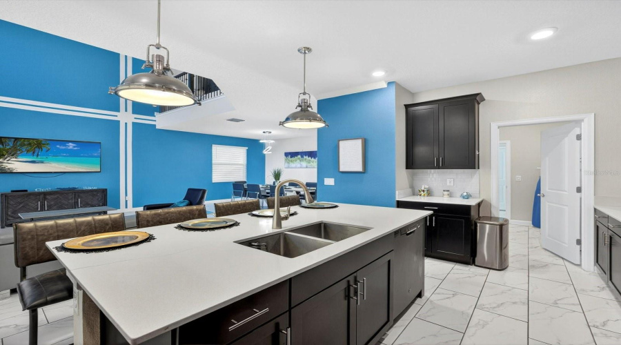 DAVENPORT, Florida 33896, 5 Bedrooms Bedrooms, ,5 BathroomsBathrooms,Residential,For Sale,STICKS,0,MFRO6349216