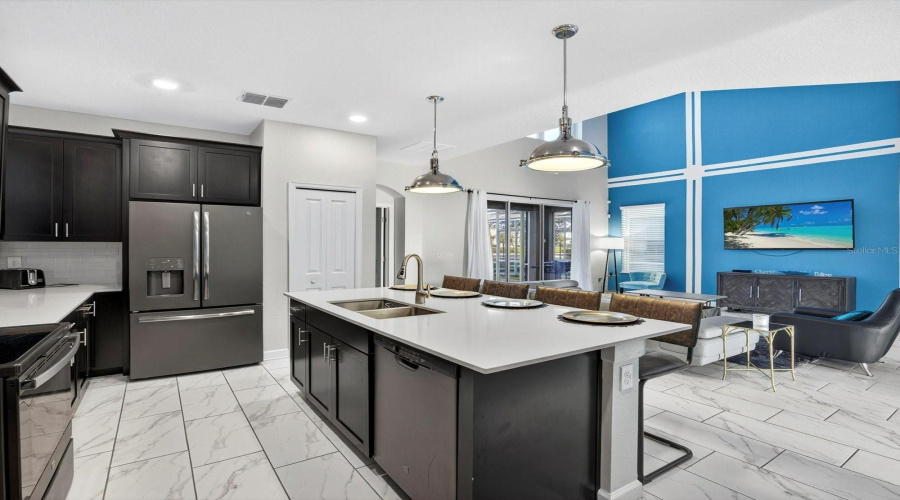 DAVENPORT, Florida 33896, 5 Bedrooms Bedrooms, ,5 BathroomsBathrooms,Residential,For Sale,STICKS,0,MFRO6349216