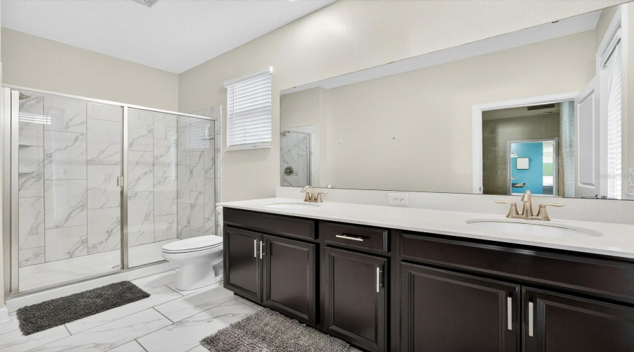 DAVENPORT, Florida 33896, 5 Bedrooms Bedrooms, ,5 BathroomsBathrooms,Residential,For Sale,STICKS,0,MFRO6349216