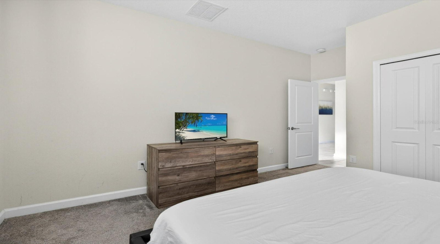 DAVENPORT, Florida 33896, 5 Bedrooms Bedrooms, ,5 BathroomsBathrooms,Residential,For Sale,STICKS,0,MFRO6349216