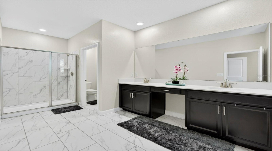 DAVENPORT, Florida 33896, 5 Bedrooms Bedrooms, ,5 BathroomsBathrooms,Residential,For Sale,STICKS,0,MFRO6349216