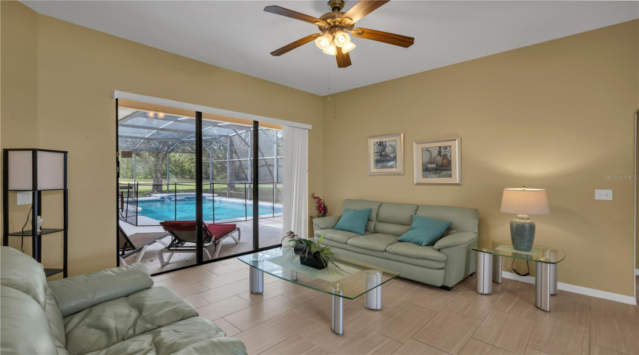 DAVENPORT, Florida 33897, 4 Bedrooms Bedrooms, ,3 BathroomsBathrooms,Residential,For Sale,COVENTRY,0,MFRR4909882