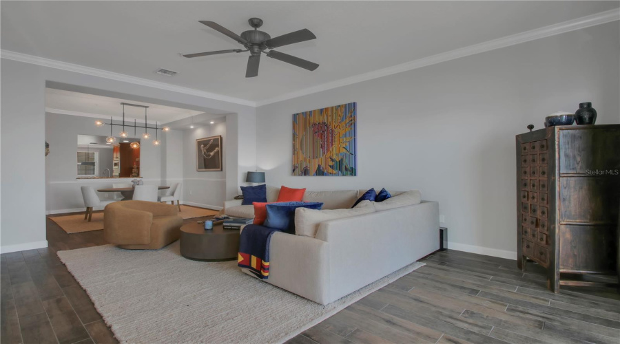 ORLANDO, Florida 32836, 2 Bedrooms Bedrooms, ,2 BathroomsBathrooms,Residential,For Sale,THE ESPLANADE,0,MFRO6348992