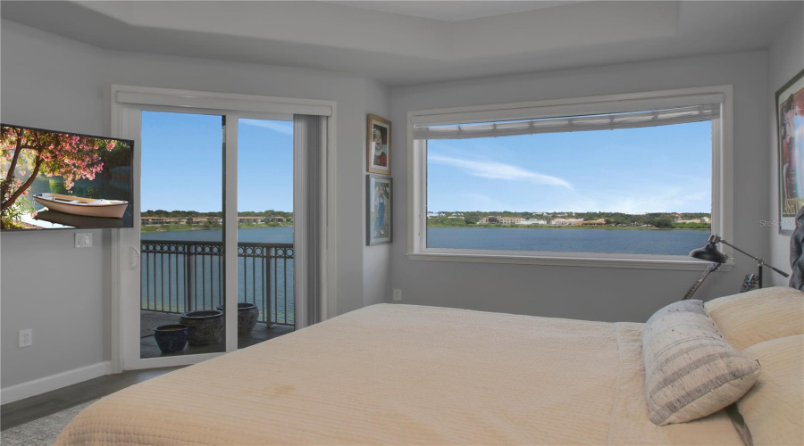 ORLANDO, Florida 32836, 2 Bedrooms Bedrooms, ,2 BathroomsBathrooms,Residential,For Sale,THE ESPLANADE,0,MFRO6348992